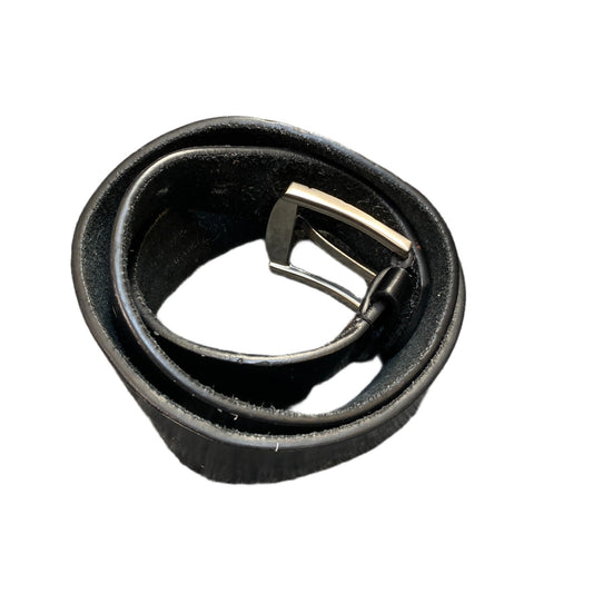 Waist Belt Men Medium Black Leather Adjustable Classic Silver Buckle 42 Inches