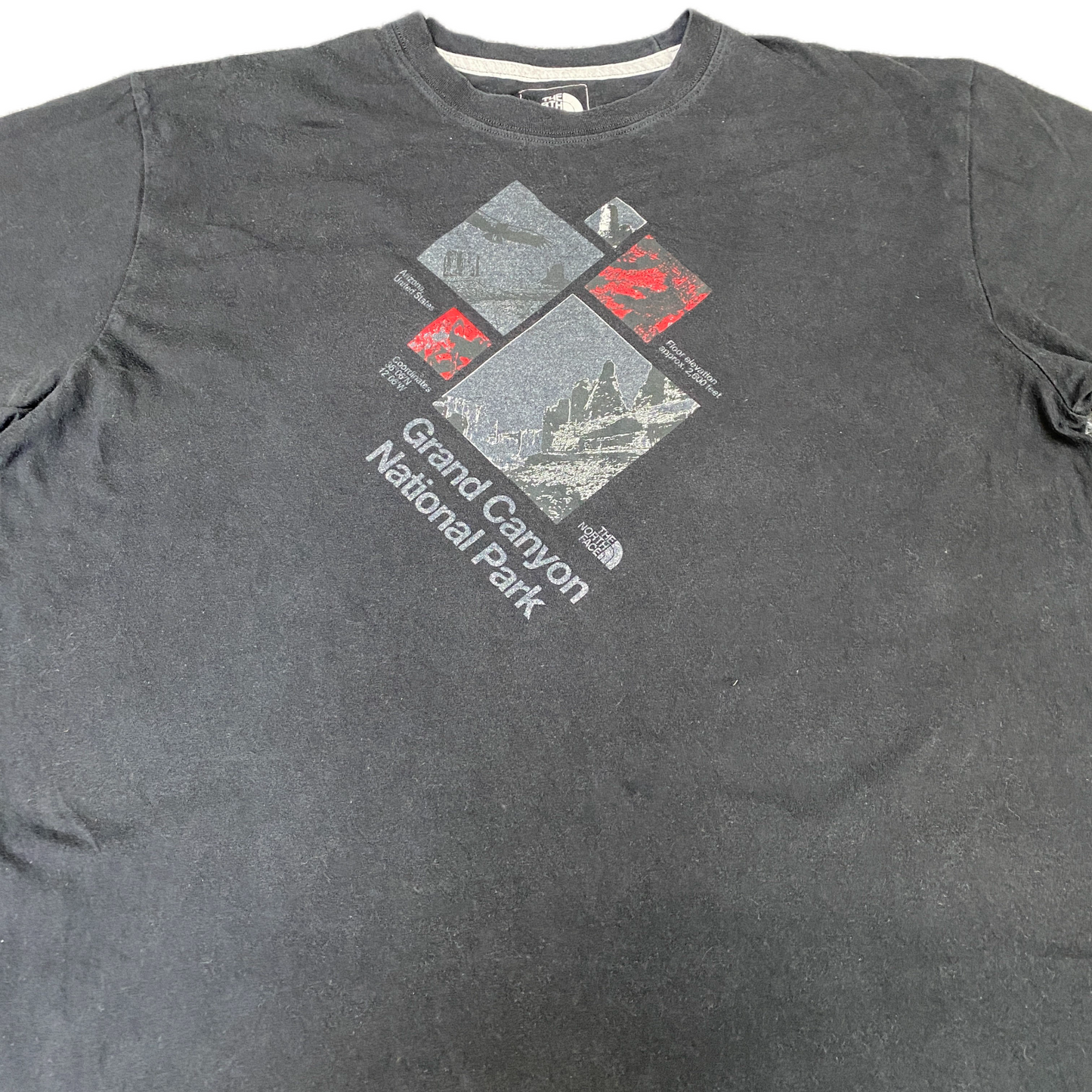 The North Face T-Shirt Mens M Black Graphic Print Classic Fit Crew Neck Pullover