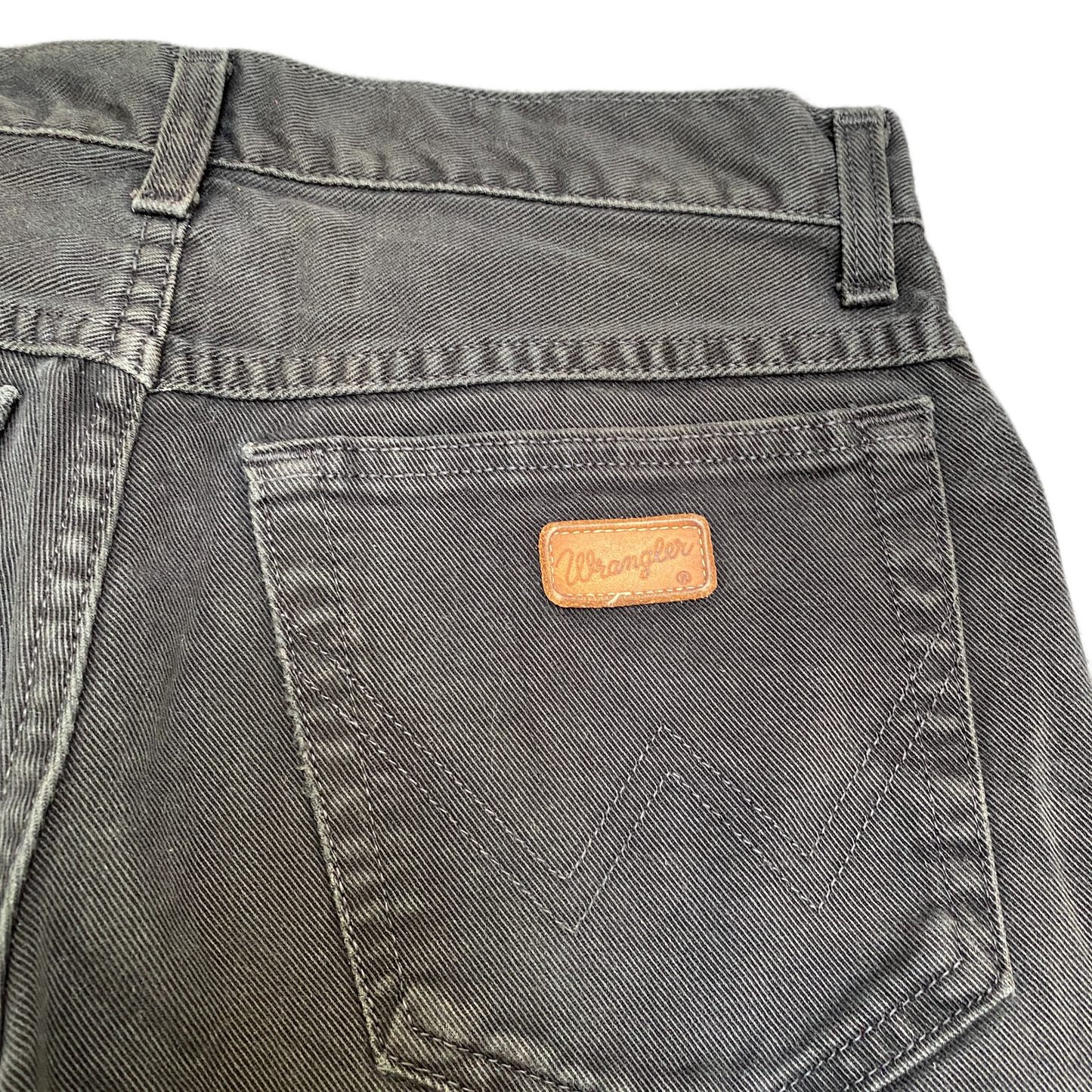 Wrangler Jeans Fits as Men 30" Waist Black Denim Mid Rise Americana Straight Leg