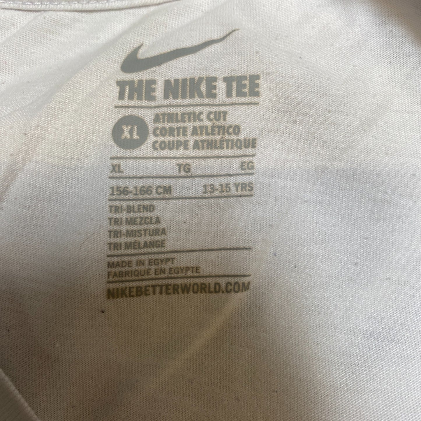 Nike T-Shirt Girls XL White Just Do It Graphic Athletic Curved Hem Crew Neck Tee