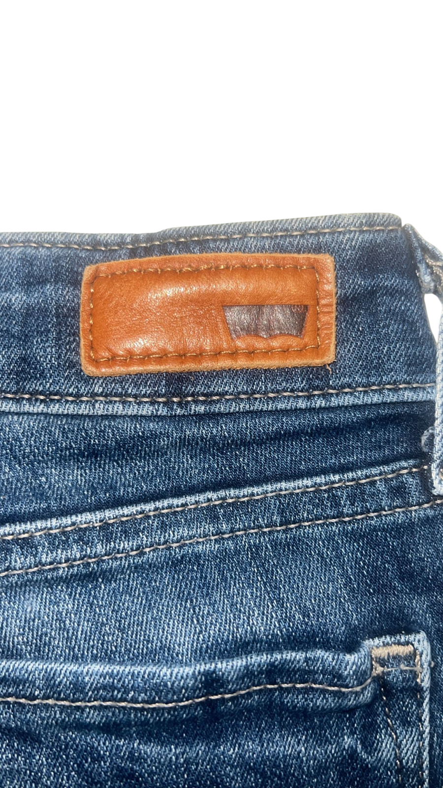 Levi's Jeans Womens Medium Blue Denim Slim Fit Medium Wash Pockets Outdoor