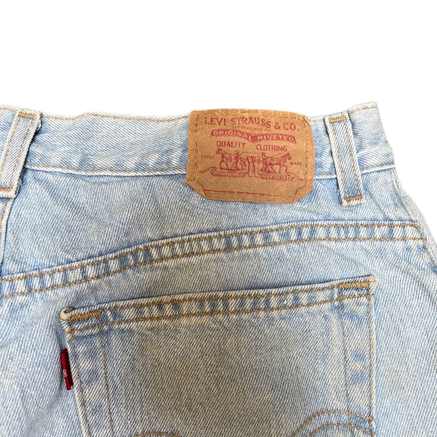 Levi's Shorts Fits as Womens Large 32" Waist Blue Denim Light Wash Relaxed Fit