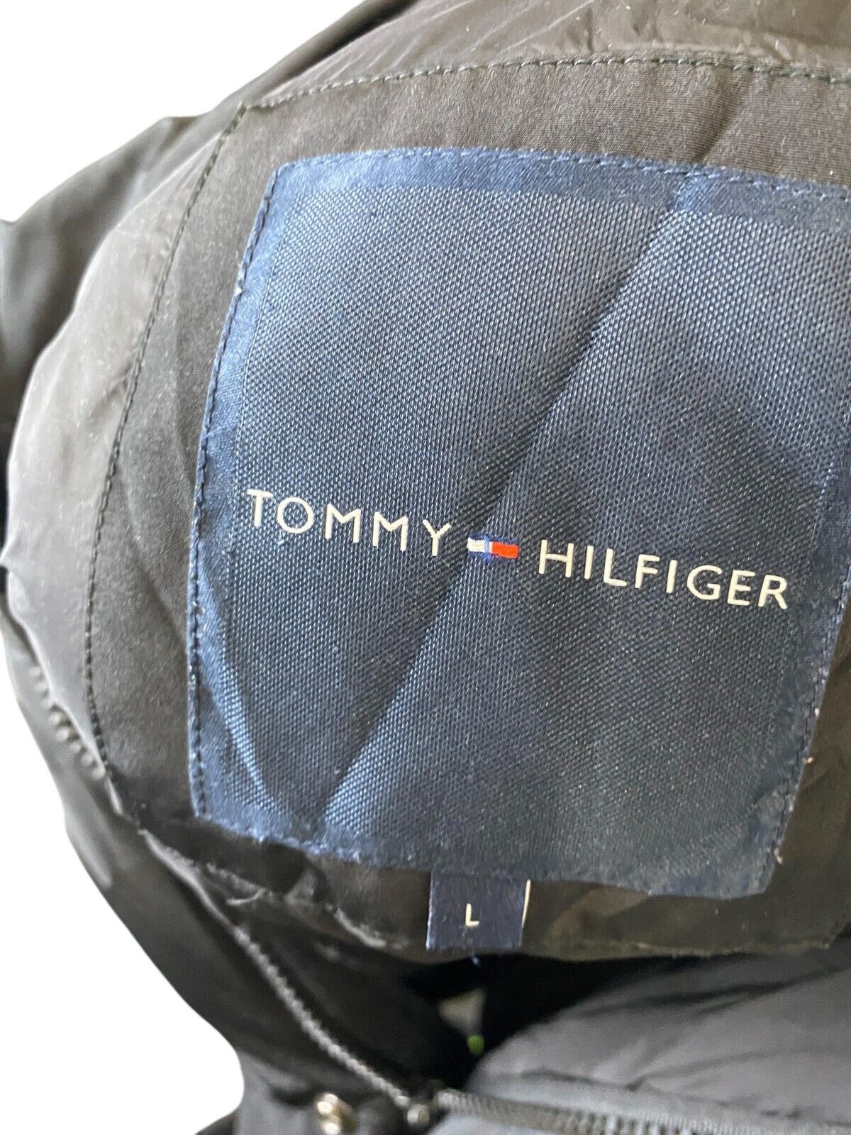 Tommy Hilfiger Puffer Jacket Men's L Black Nylon Long Sleeve Full Zip Outdoor