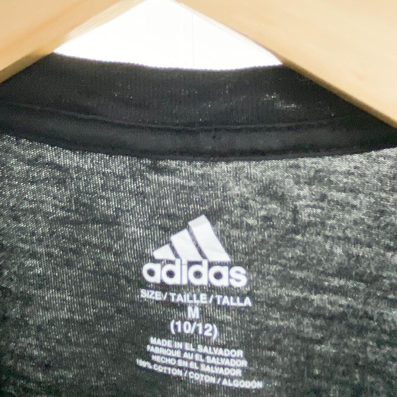 Vintage Adidas t-shirt