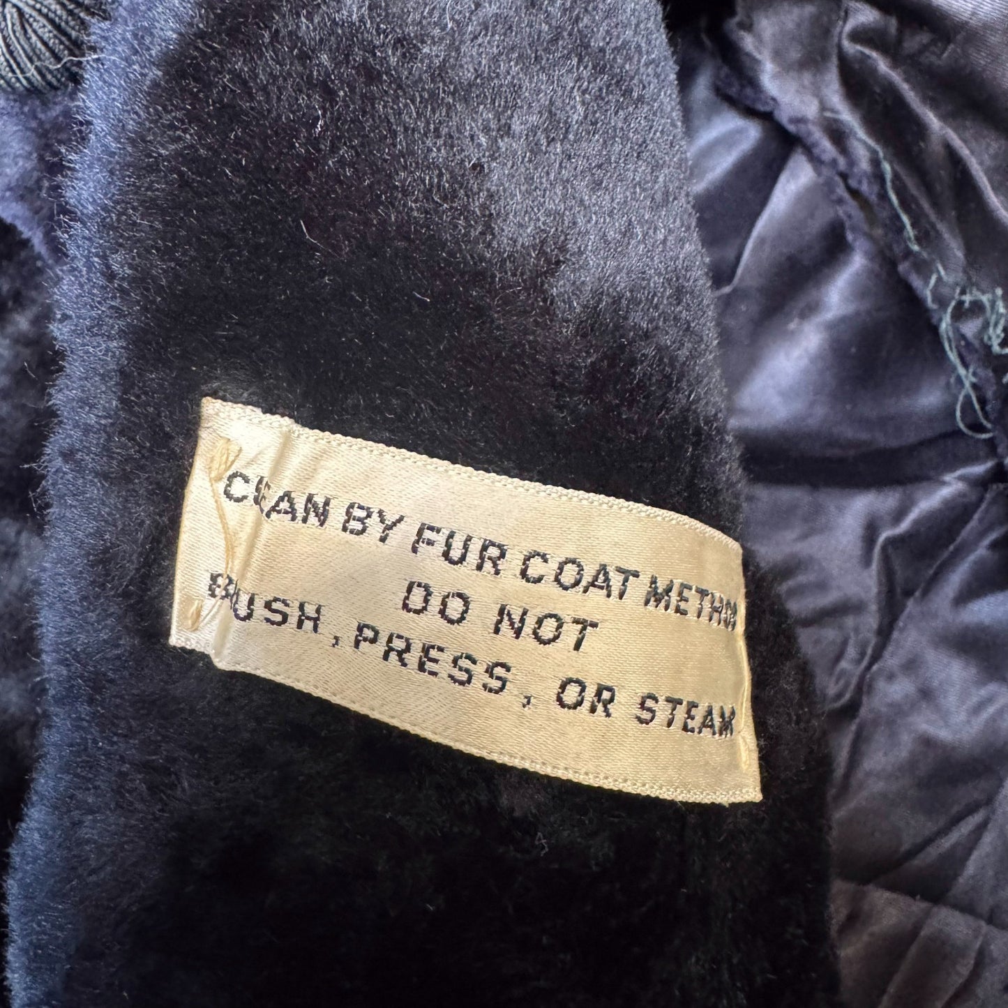 ILGWU Faux Fur Coat Womens Medium Black Lined Collared Double Breasted 6 Button
