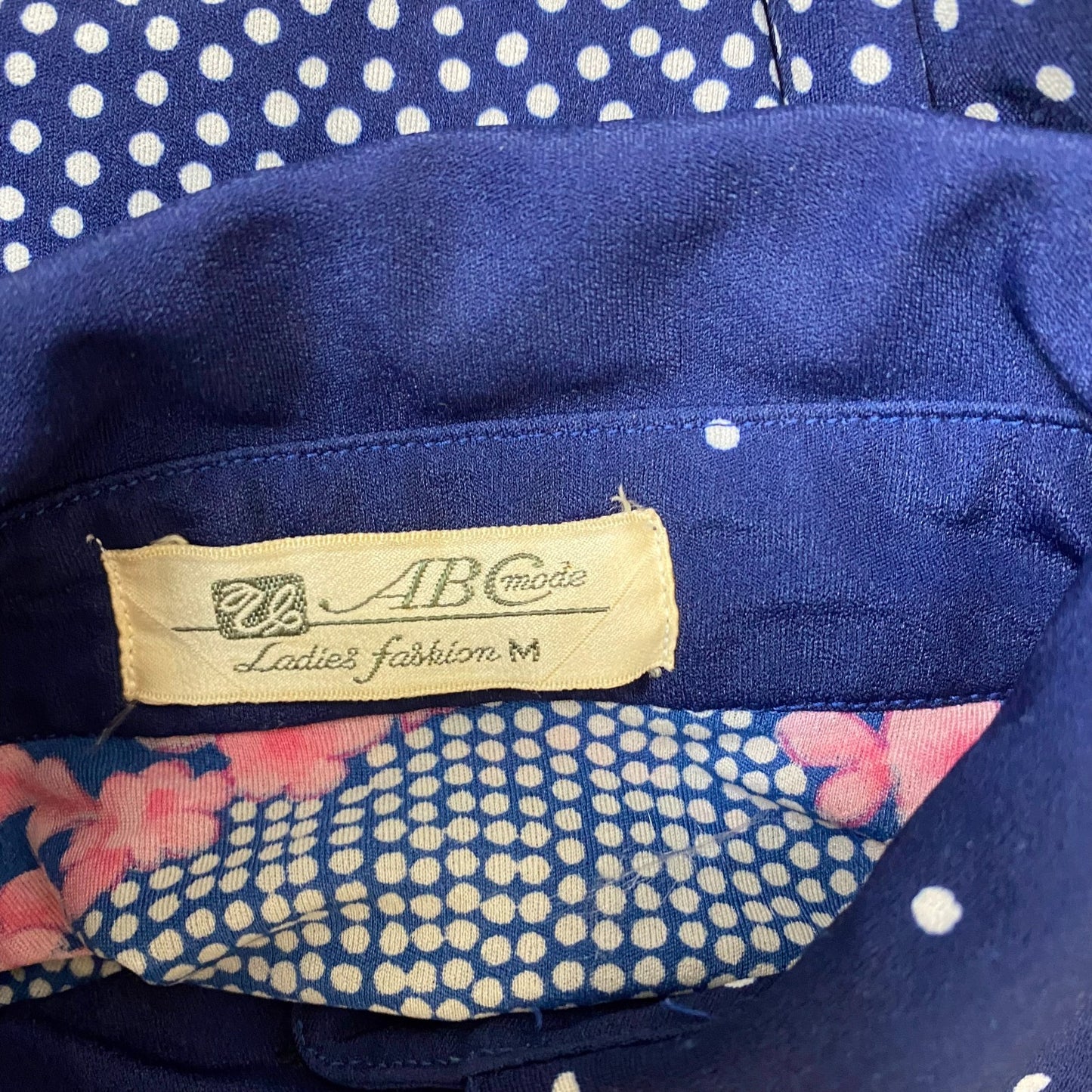 Shirt Top Womens M Blue Polka Dot Long Sleeve Collared Button Front Outdoor