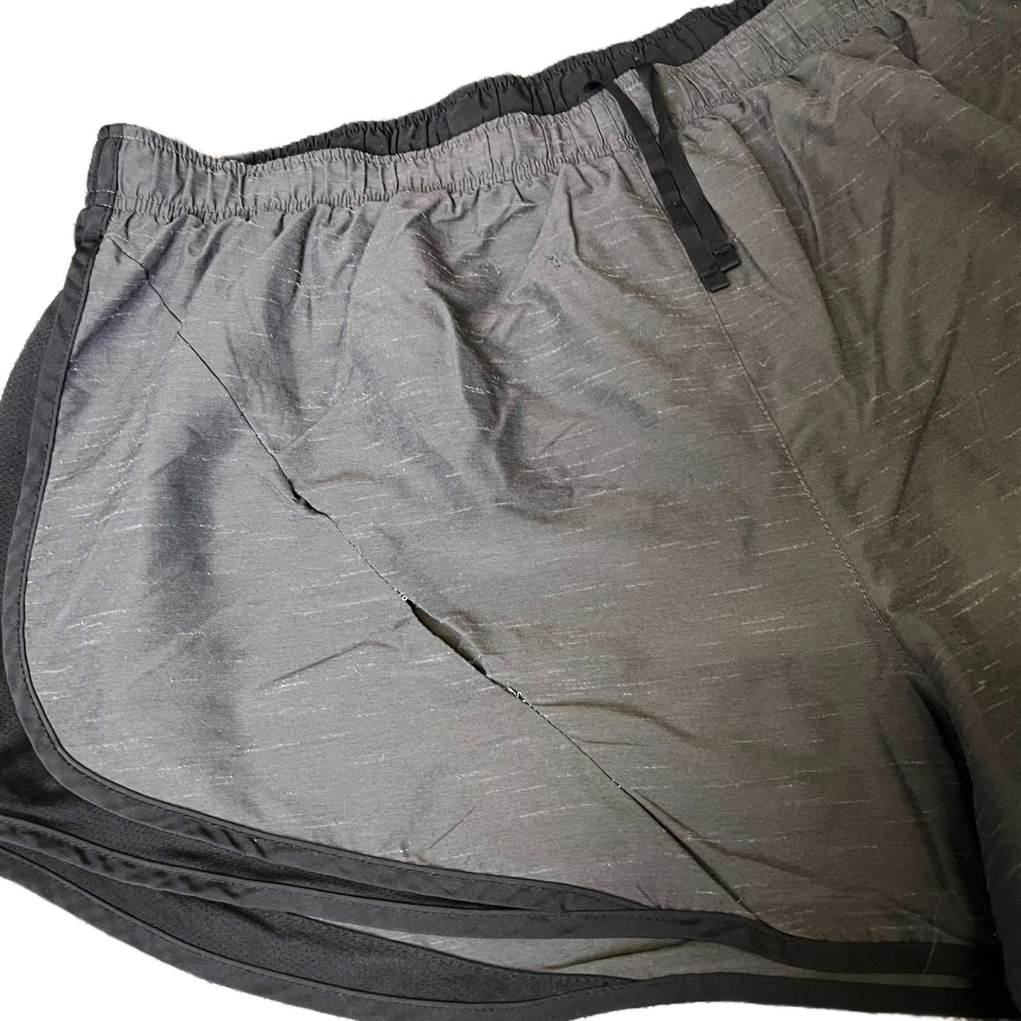 Nike Dri-FIT Athletic Running Shorts Fits as Womens 2XL 41" Waist Grey Black