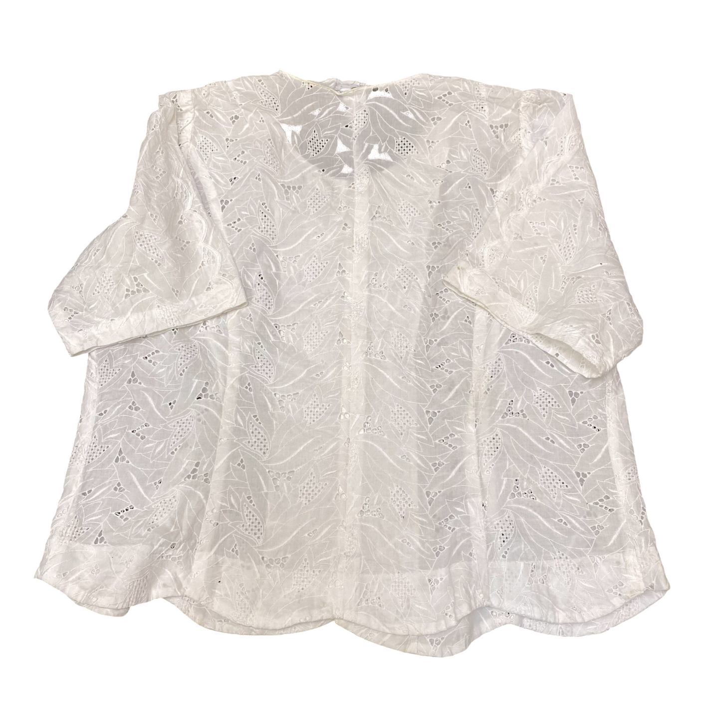 Blouse Top Womens M White Eyelet Floral Casual 3/4 Sleeve Round Neck Scallop Hem