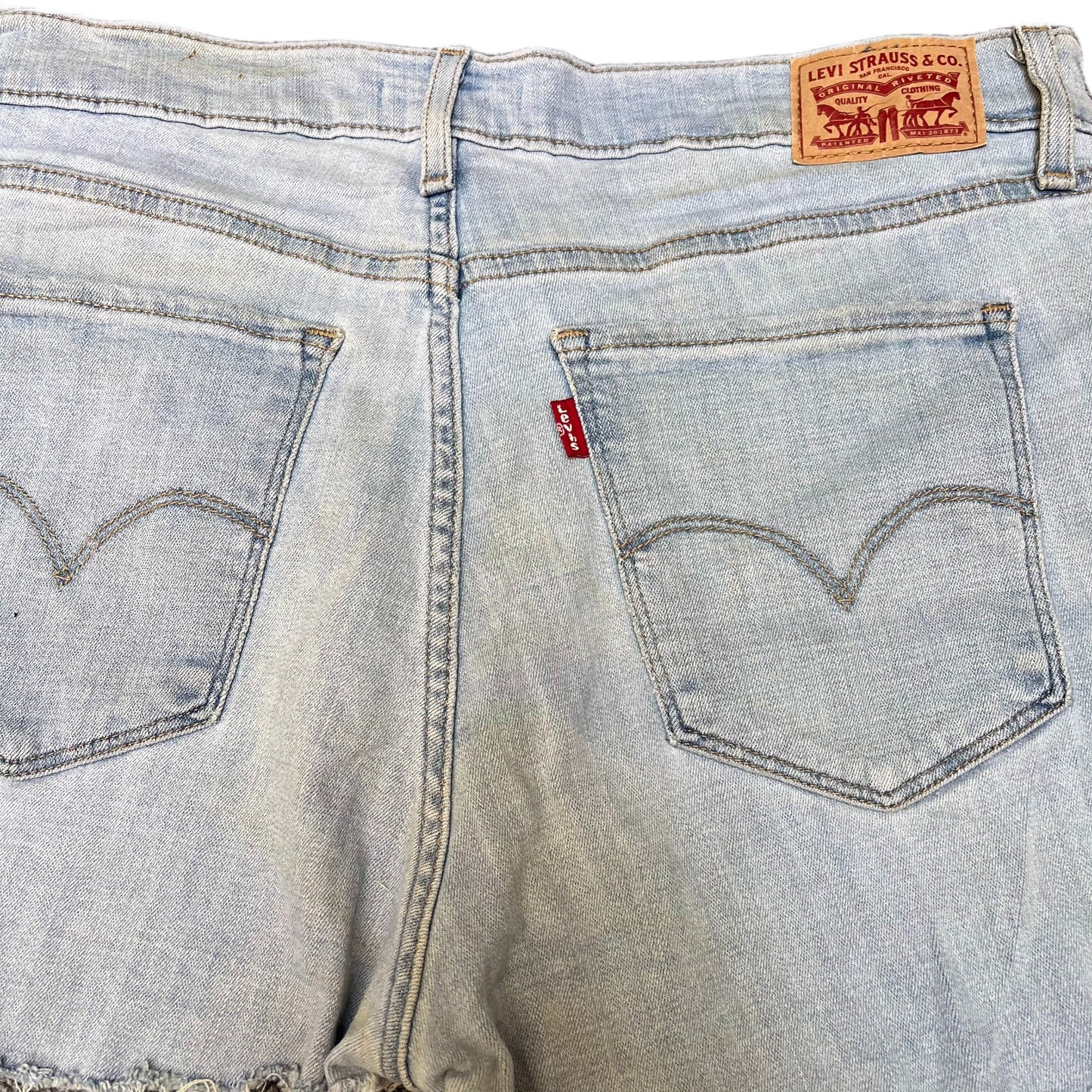 Levi's 311 Shaping Skinny Denim Shorts Fits as Women L 32" Waist Blue Light Wash