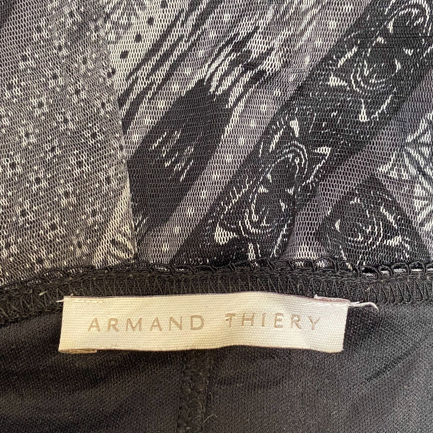Armand Thiery Mini Skirt Women's M Black Grey Geo Print Peplum Hem High Waist