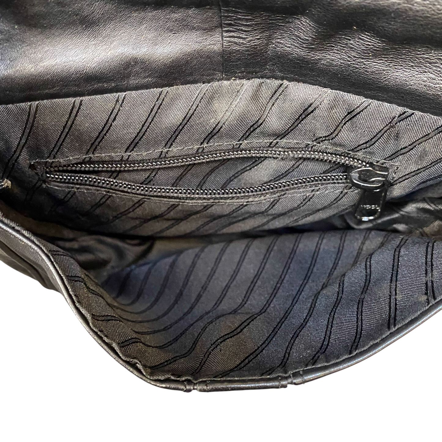 Womens Crossbody Bag Black Leather Casual Zipper Pockets Magnetic Flap Closure