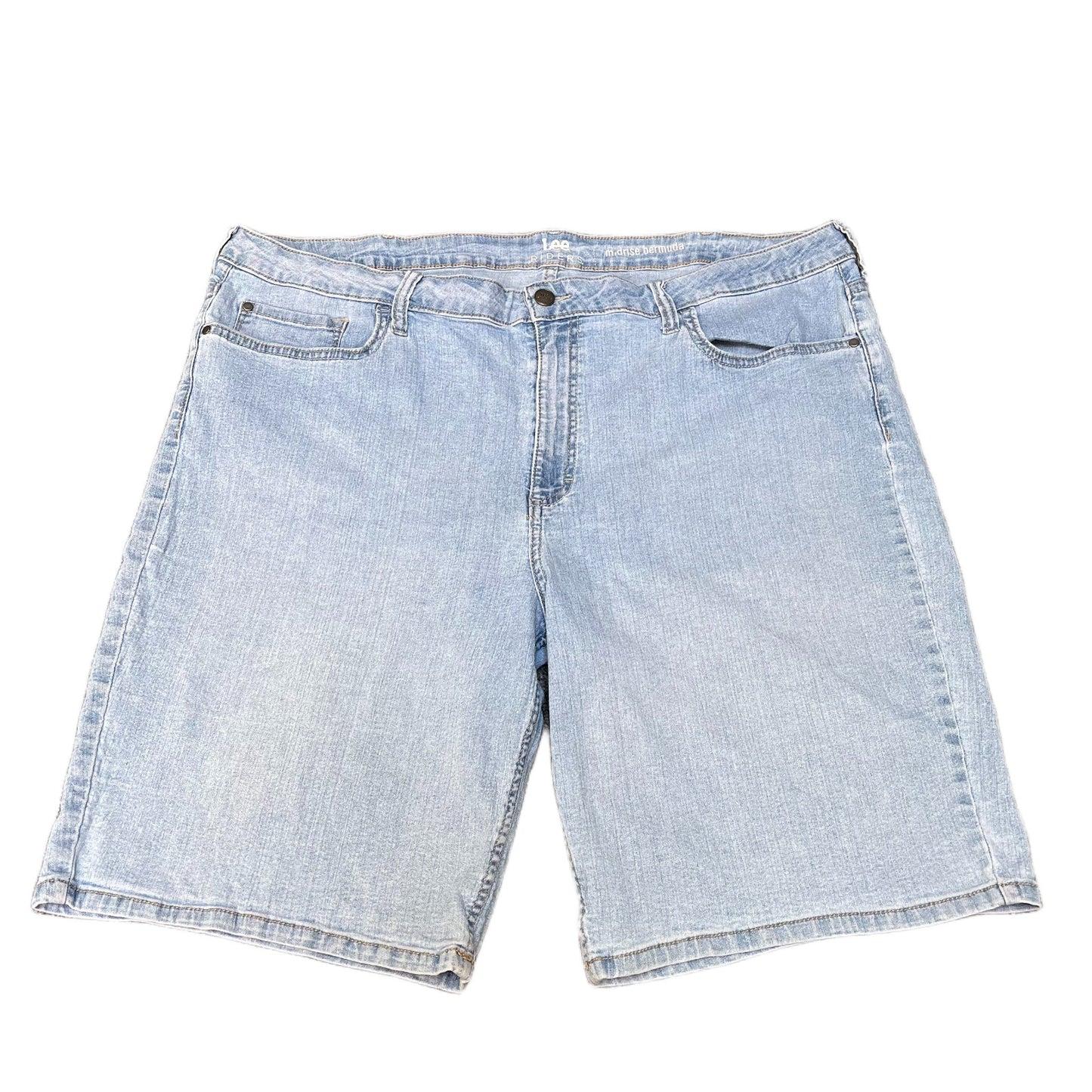 Lee Riders Bermuda Shorts Fits as Womens 2XL 41" Waist Blue Light Wash Mid Rise