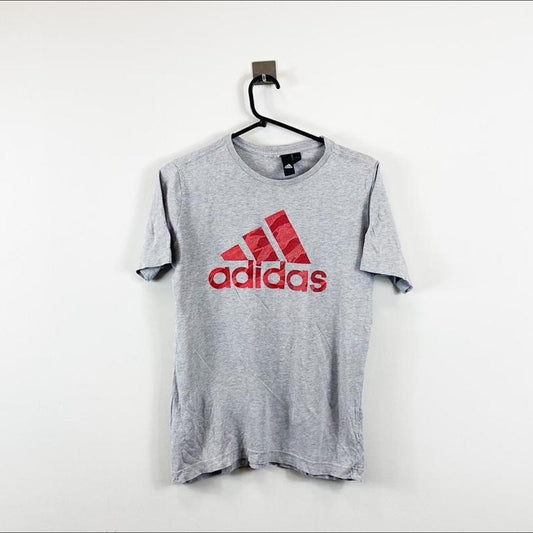 Vintage Adidas T-shirt