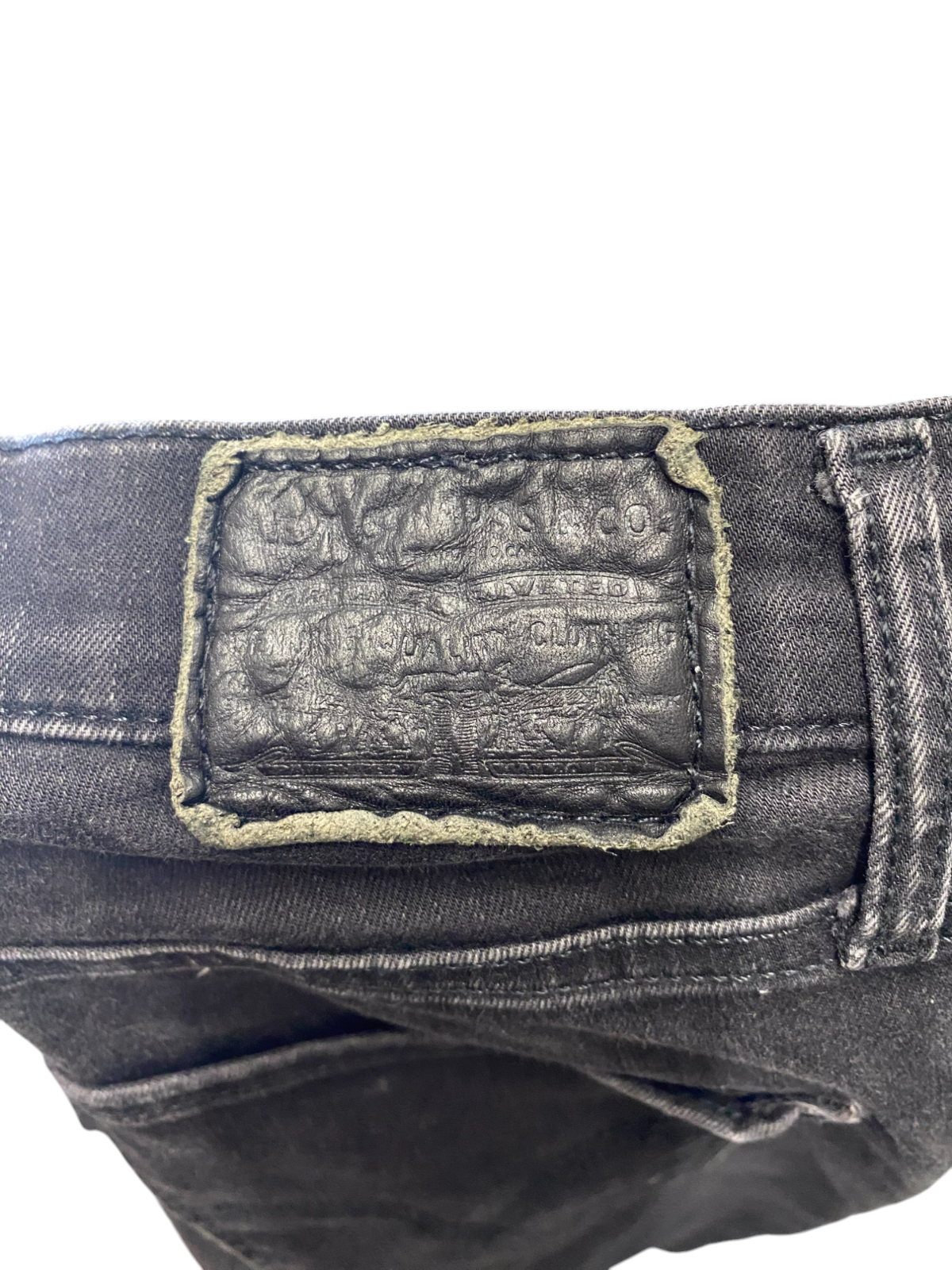 Levi's Jeans Womens 27W 29L Black Denim Dark Wash Comfort Skinny Leg 5 Pocket