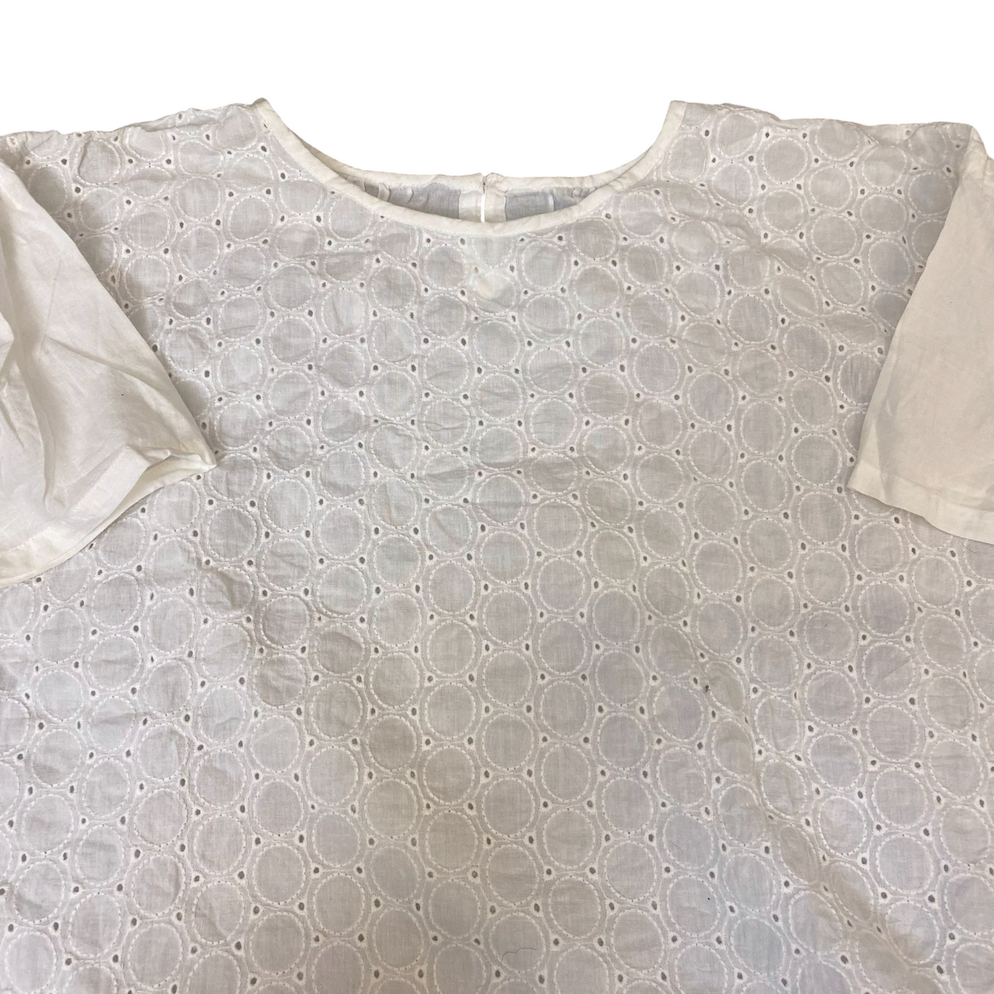 Womens Blouse Top M White Embroidered Eyelet Short Sleeve Round Neck Pullover