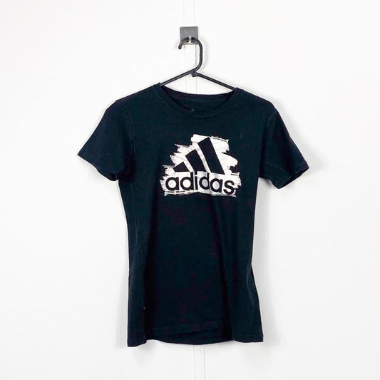 Vintage Adidas T-shirt