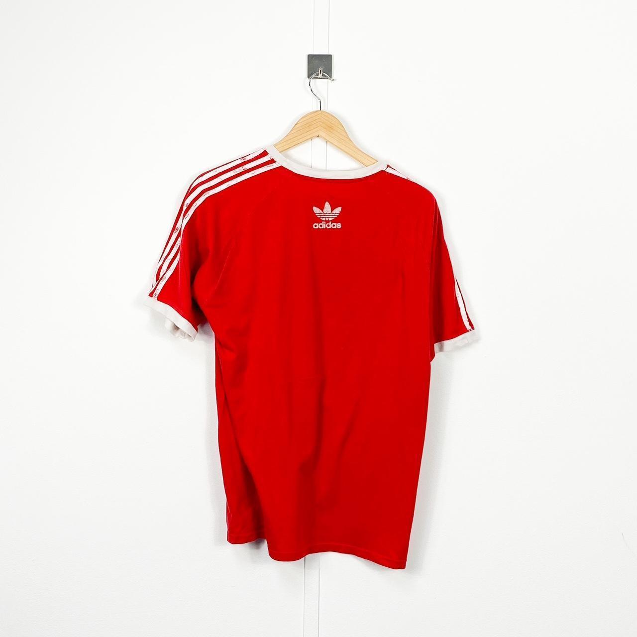 Vintage Adidas T-shirt