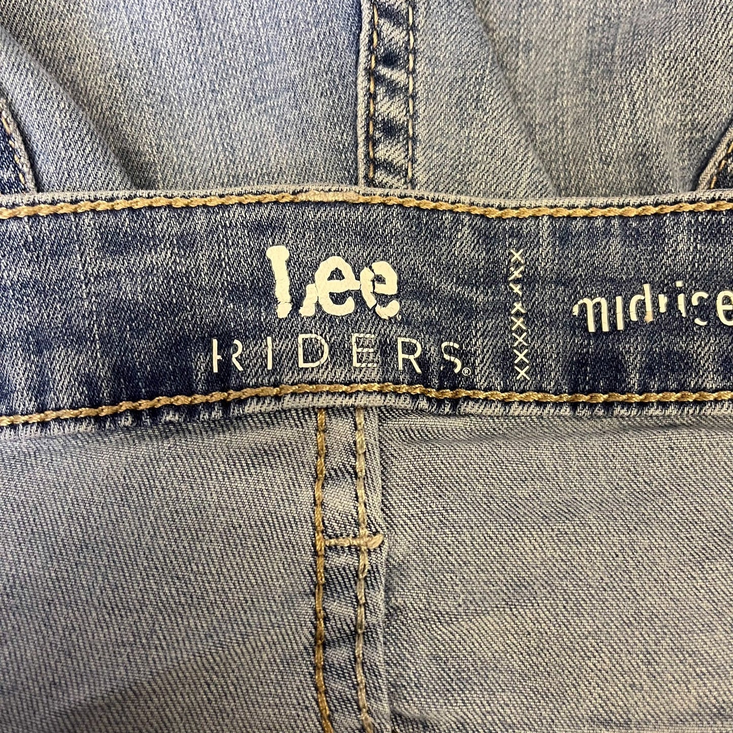Lee Riders Jean Shorts Fits as Mens XL 38" Waist Blue Light Wash Denim Mid Rise