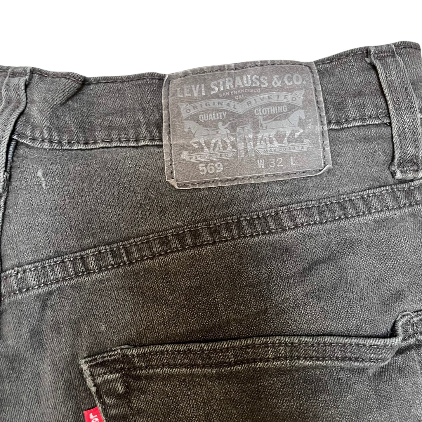 Levi's 569 Loose Straight Denim Jorts Shorts Fits as Womens L 32" Waist Black