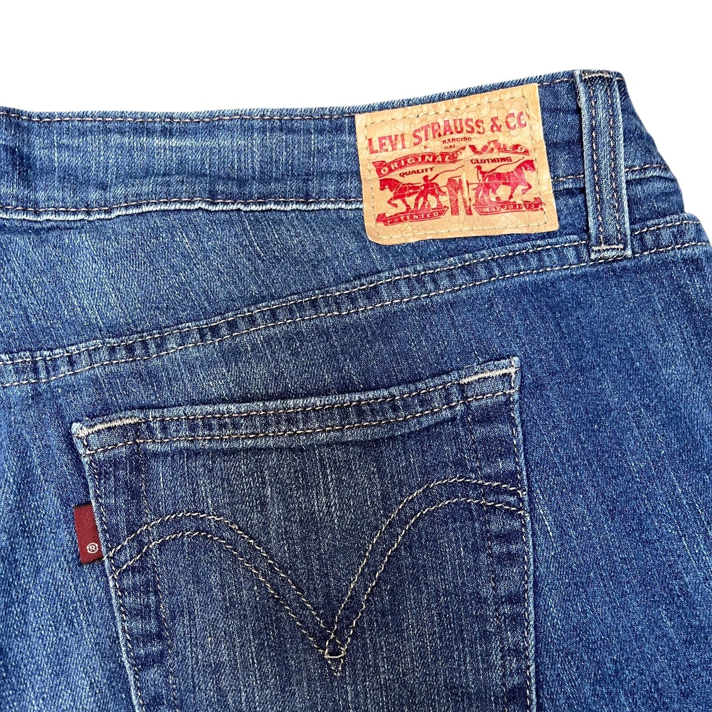 Levi's Cut Off Shorts Fits as Women 2XL 39" Waist Blue Denim Medium Wash Red Tab