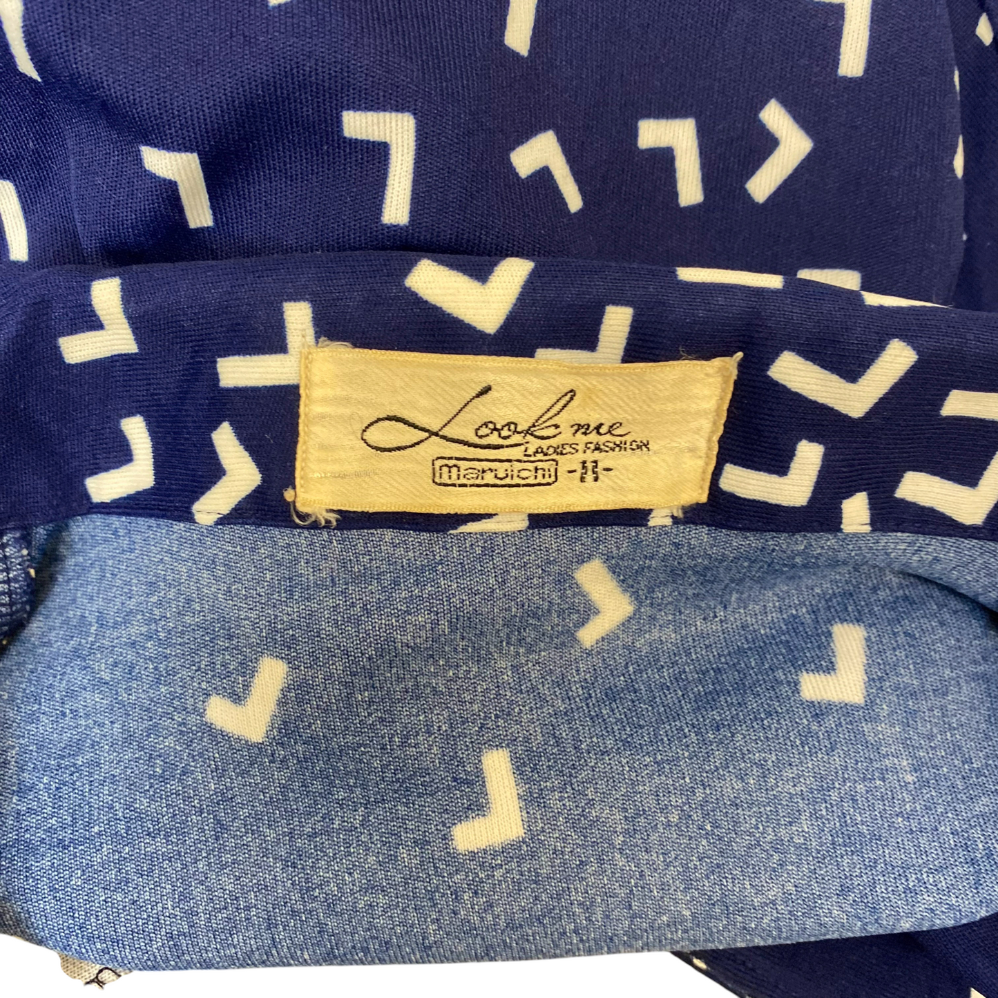 Look Me Shirt Top Womens S Blue White Geometric Long Sleeve Collared Button Up