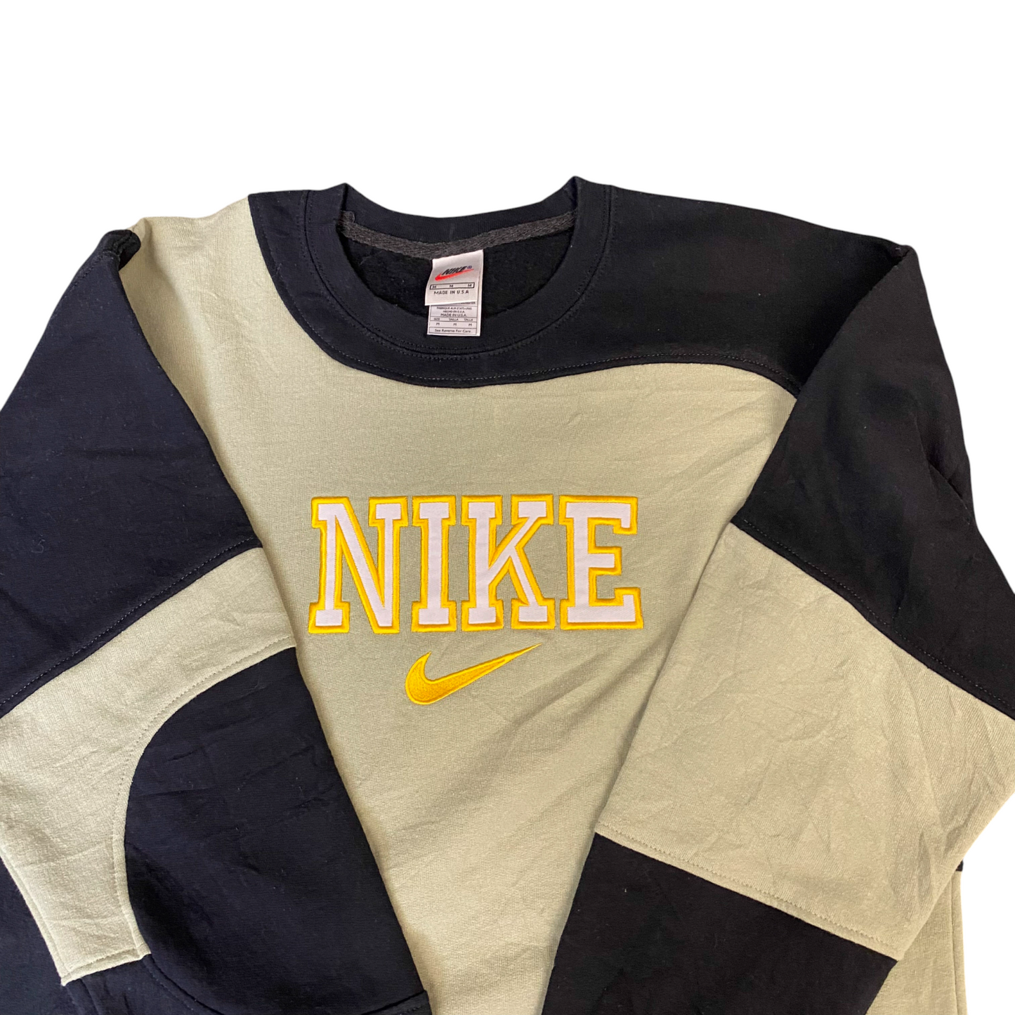 Nike Reworked Sweatshirt Men M Black Green Embroidered Spellout Logo Vintage Y2K