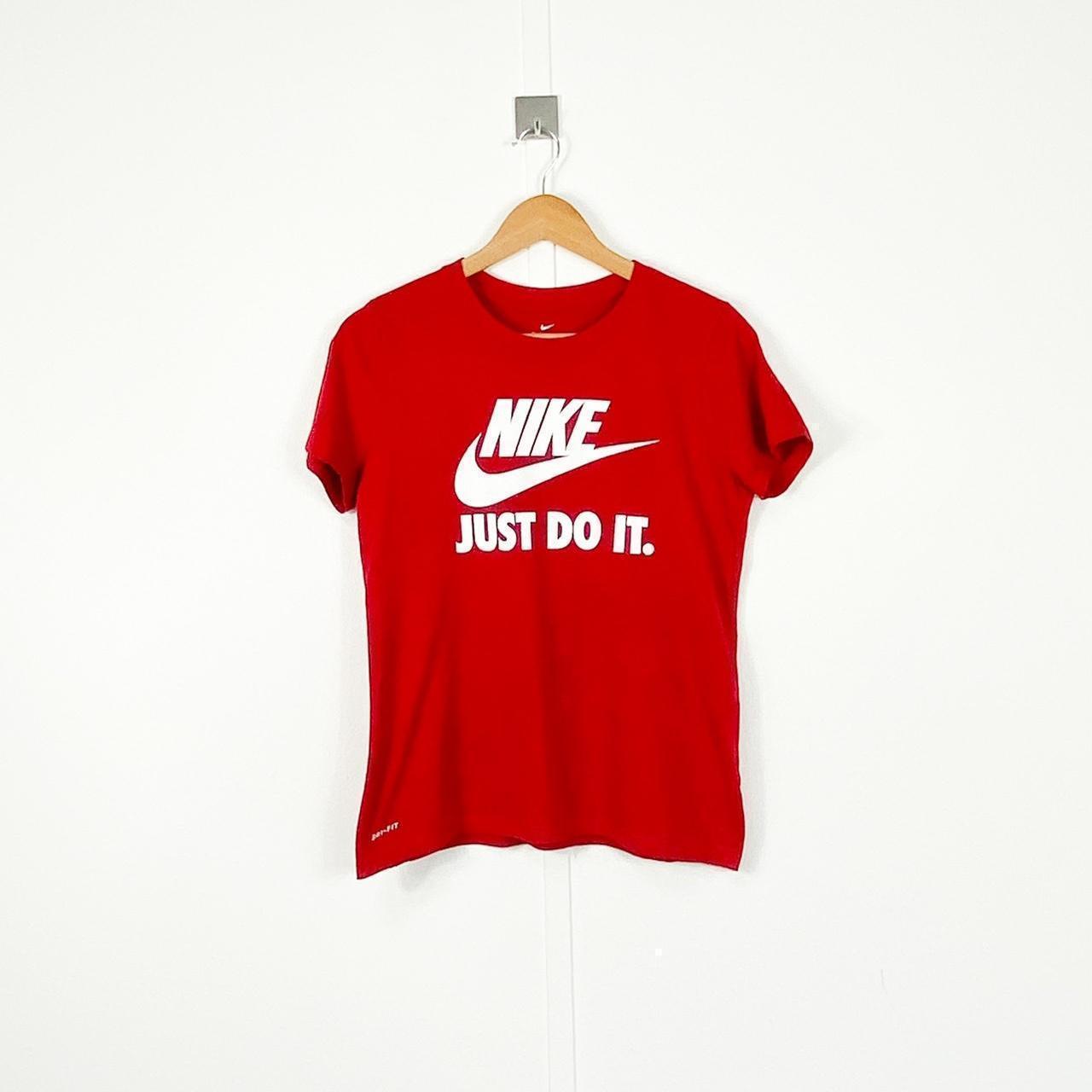 Vintage Nike t-shirt